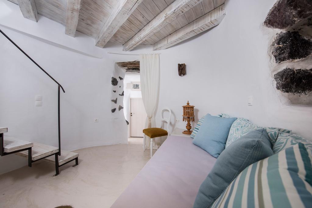 Anemoscope Windmill Villa Pyrgos Kallistis Exterior photo